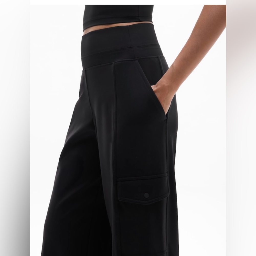 NWT-Athleta Black Venice Cargo Wide Leg Pant, Large Tall - Picture 3 of 6